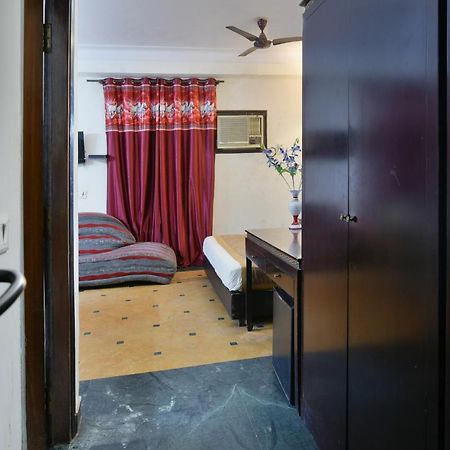 Hotel I Stay & Revels Near New Delhi Railway Station- By Ap Singh Hotels Dış mekan fotoğraf
