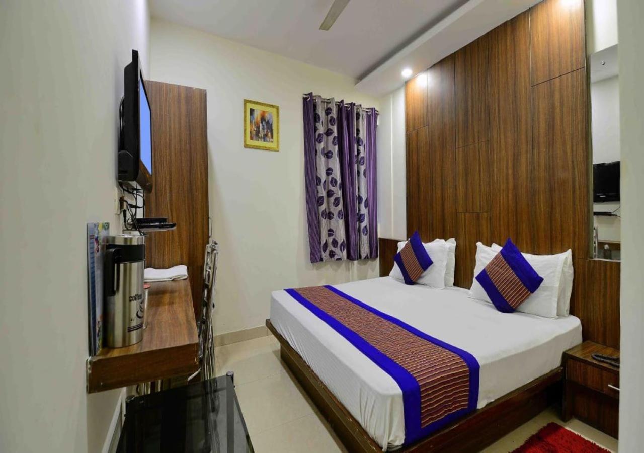 Hotel I Stay & Revels Near New Delhi Railway Station- By Ap Singh Hotels Dış mekan fotoğraf